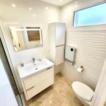Holiday home Mer & Calme Saint-Mandrier-sur-Mer